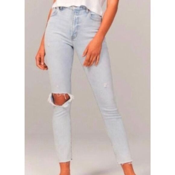 Abercrombie & Fitch the skinny high rise distressed knee jeans 27/4 short - Picture 2 of 12